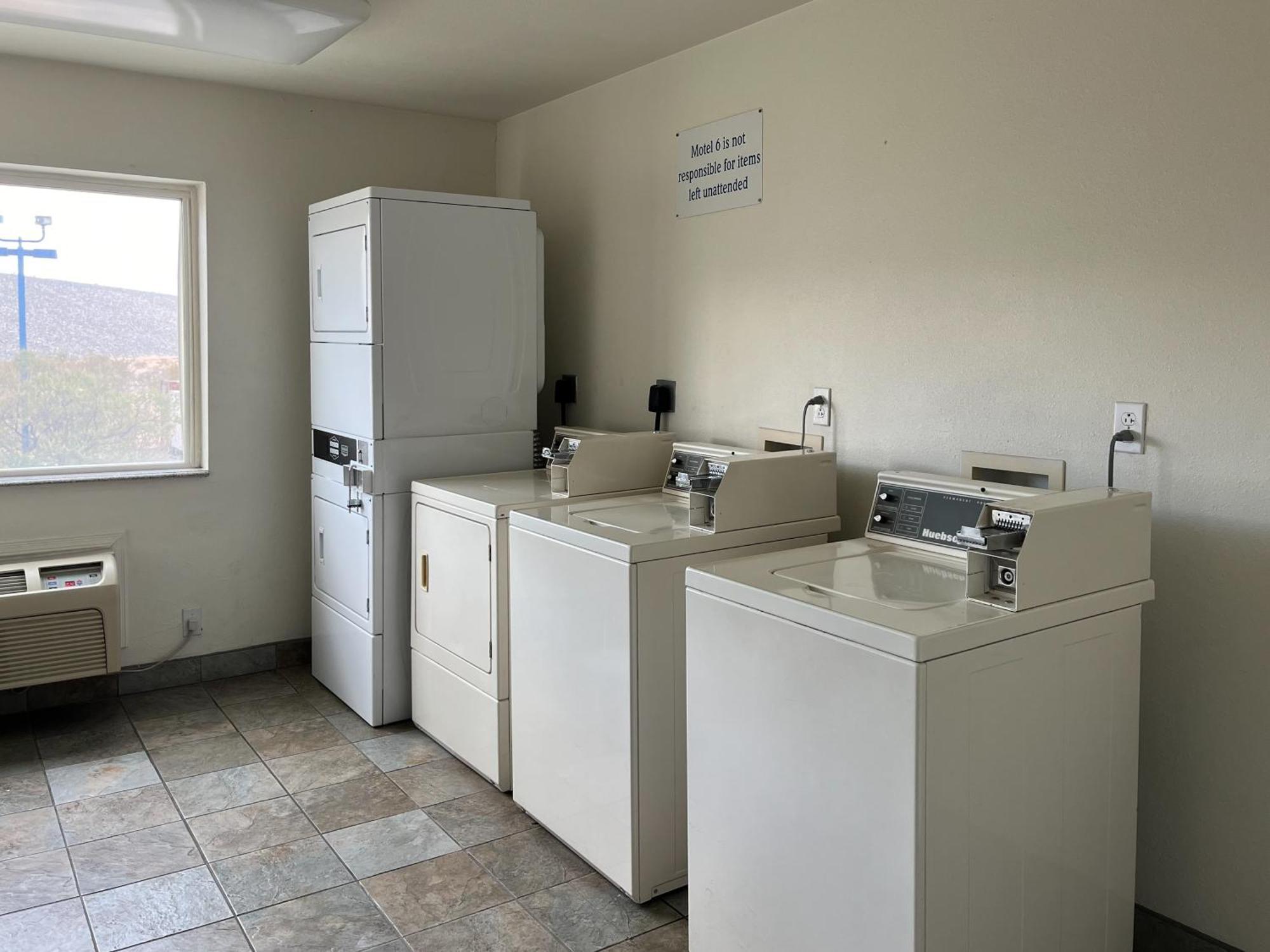 6 Cruces, Nm Telshor Hotel